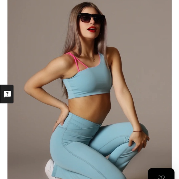 NWT Tiger Friday Dancewear May Reversible Crop Size CL Color Cotton Candy - Picture 12 of 12